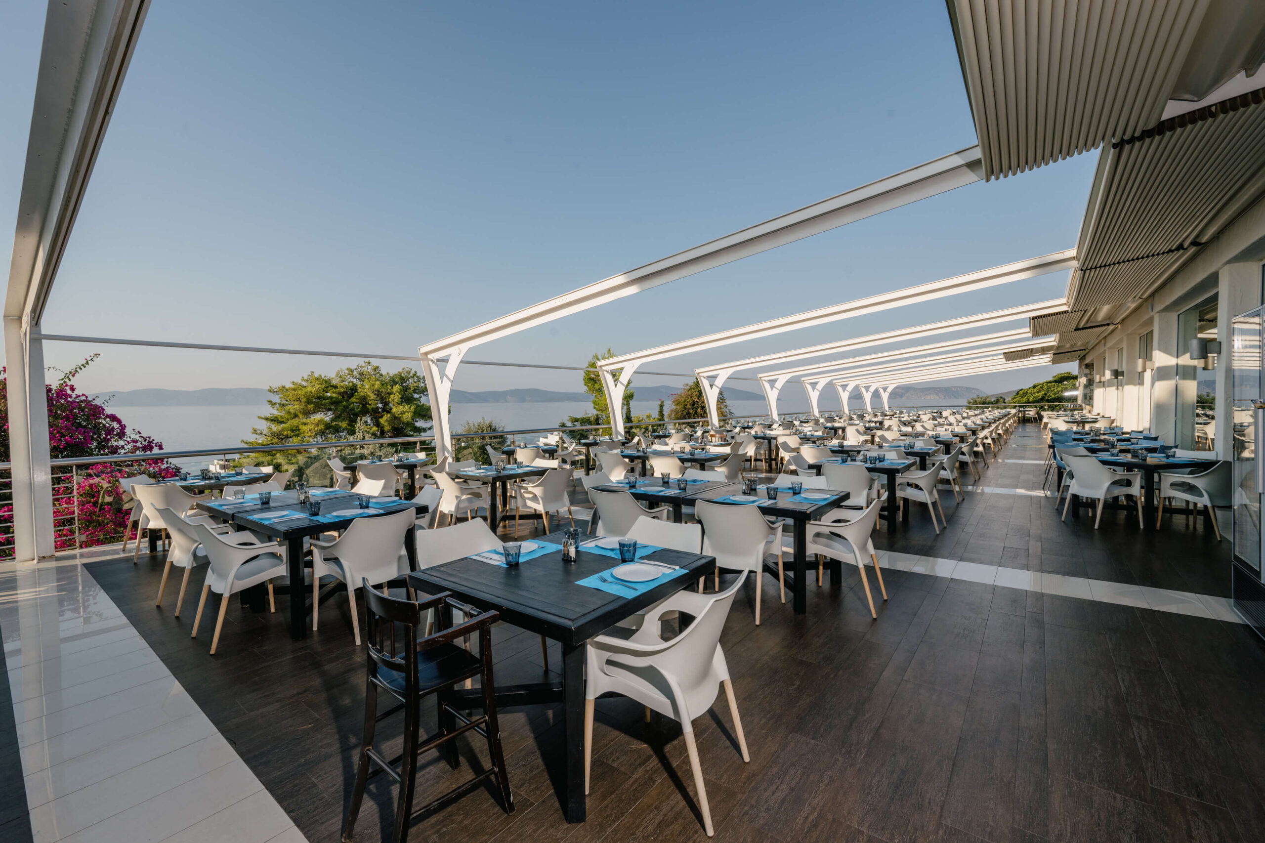 Le Chef_Restaurant_Terrace_Hydra_Beach_DSC_4558