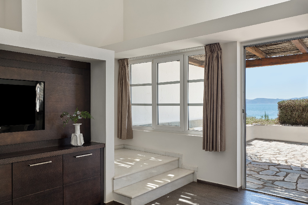 101_2 storey Suite_Sea View_Living room_detail_Hydra_Beach_14555