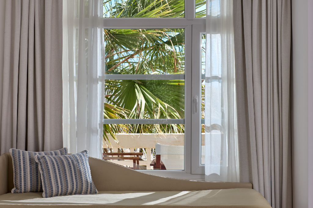Deluxe Plus Room_Garden View_314_Hydra_Beach_14219