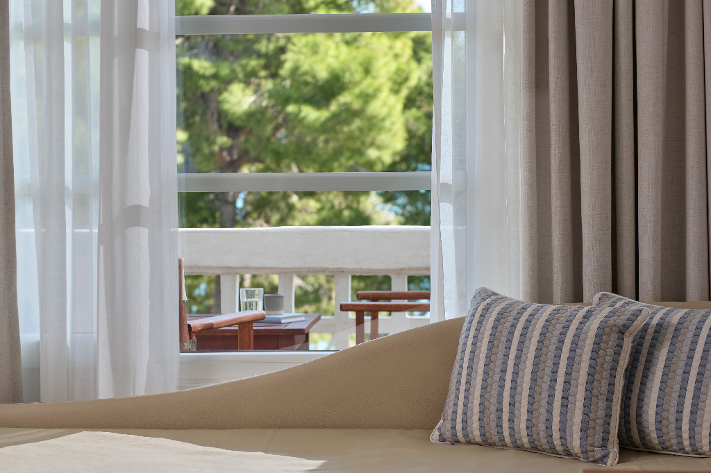 Deluxe Plus Room_Sea View_321_Hydra_Beach_14282