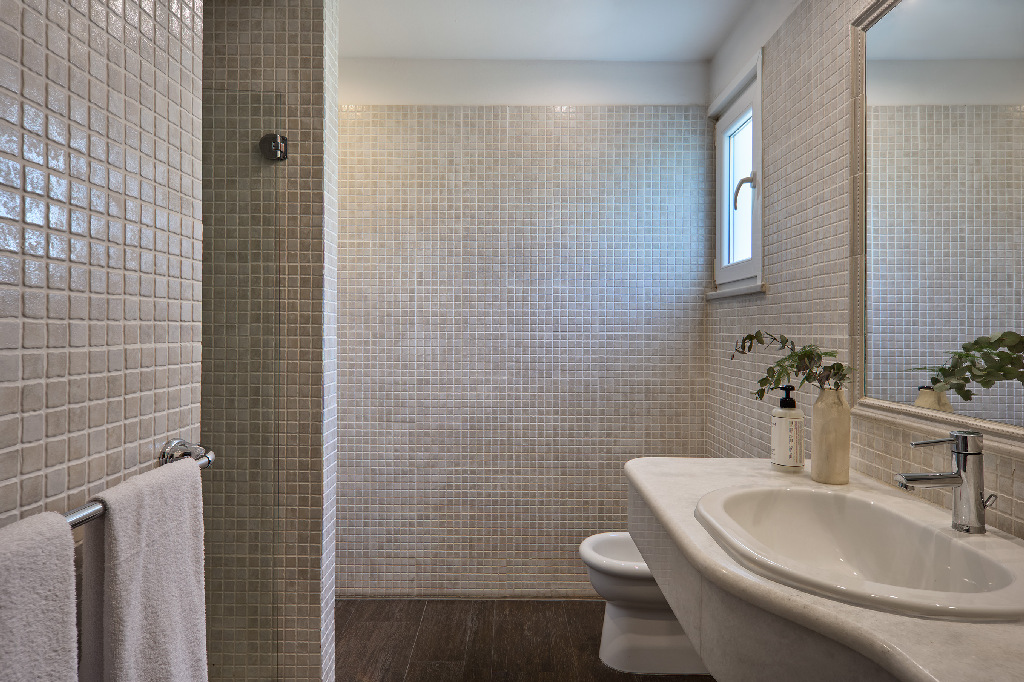 Open Plan Family Cottage_66_Hydra_Beach_14495